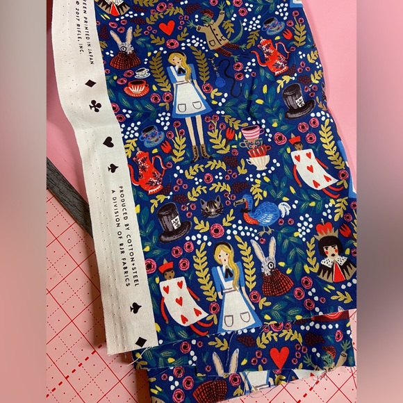 Lot of Designer Fabric Scraps for Quilting & Sewing Projects, Crafts Almost 2lbs - Picture 10 of 11